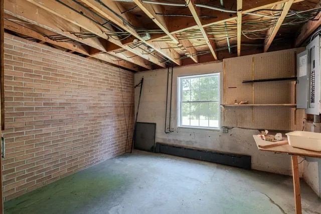 $475,000 | 527 Crestover Drive, Broadway, VA 22815