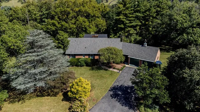 $475,000 | 527 Crestover Drive, Broadway, VA 22815