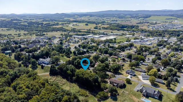 $475,000 | 527 Crestover Drive, Broadway, VA 22815