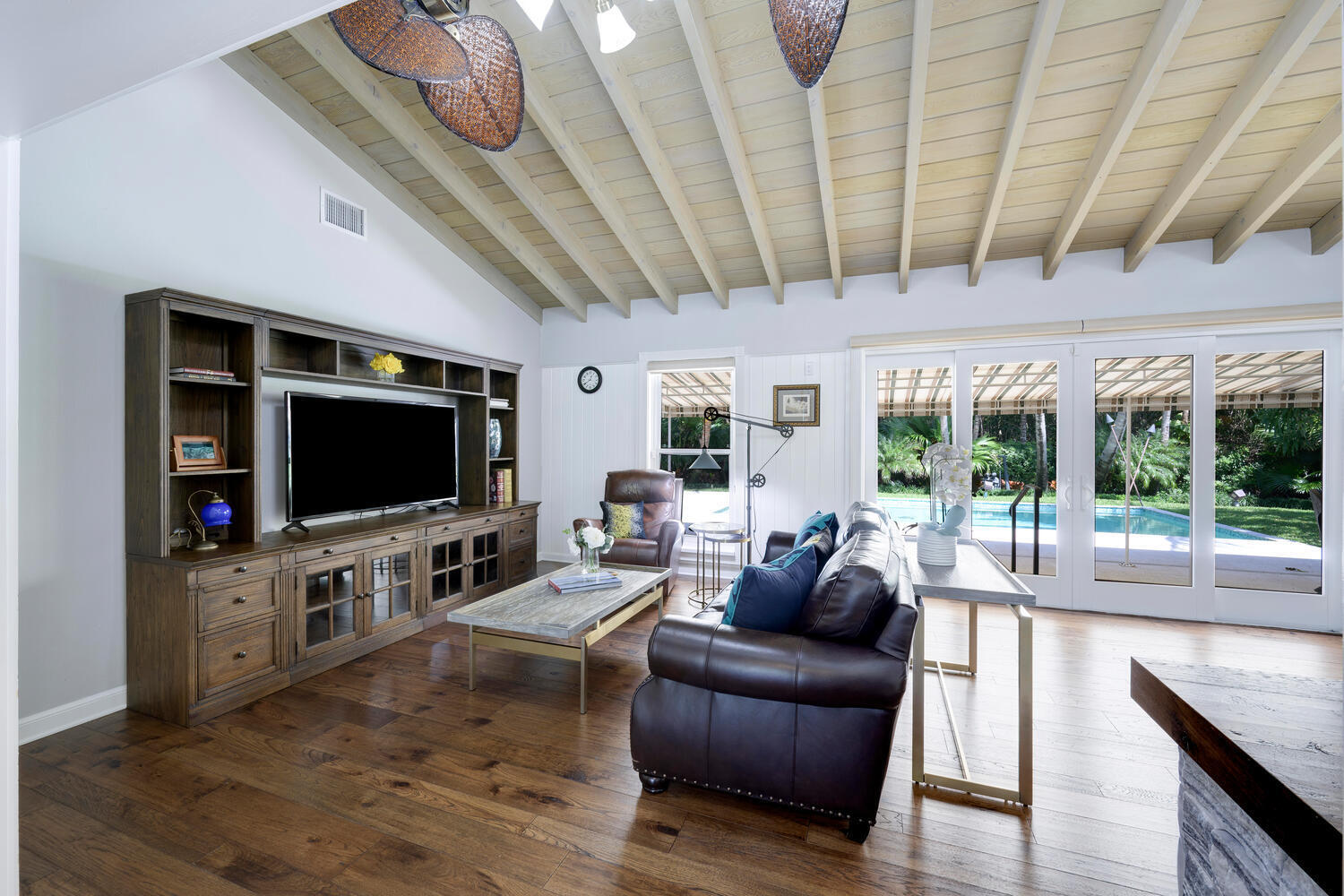 1125 Harbor Drive Delray Beach, FL 33483 - Photo 20 of 41 a living room with furniture and a flat screen tv