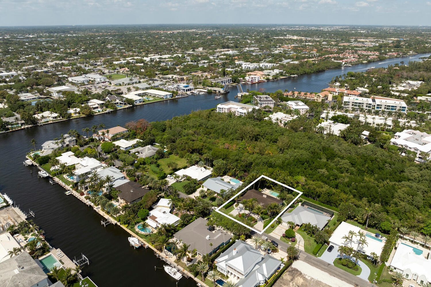 1125 Harbor Drive Delray Beach, FL 33483 - Photo 9 of 41 an aerial view of residential houses with outdoor space
