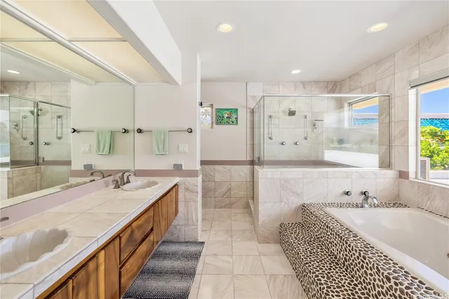 $4,988,000 | 31 Poipu Drive, Honolulu, HI 96825