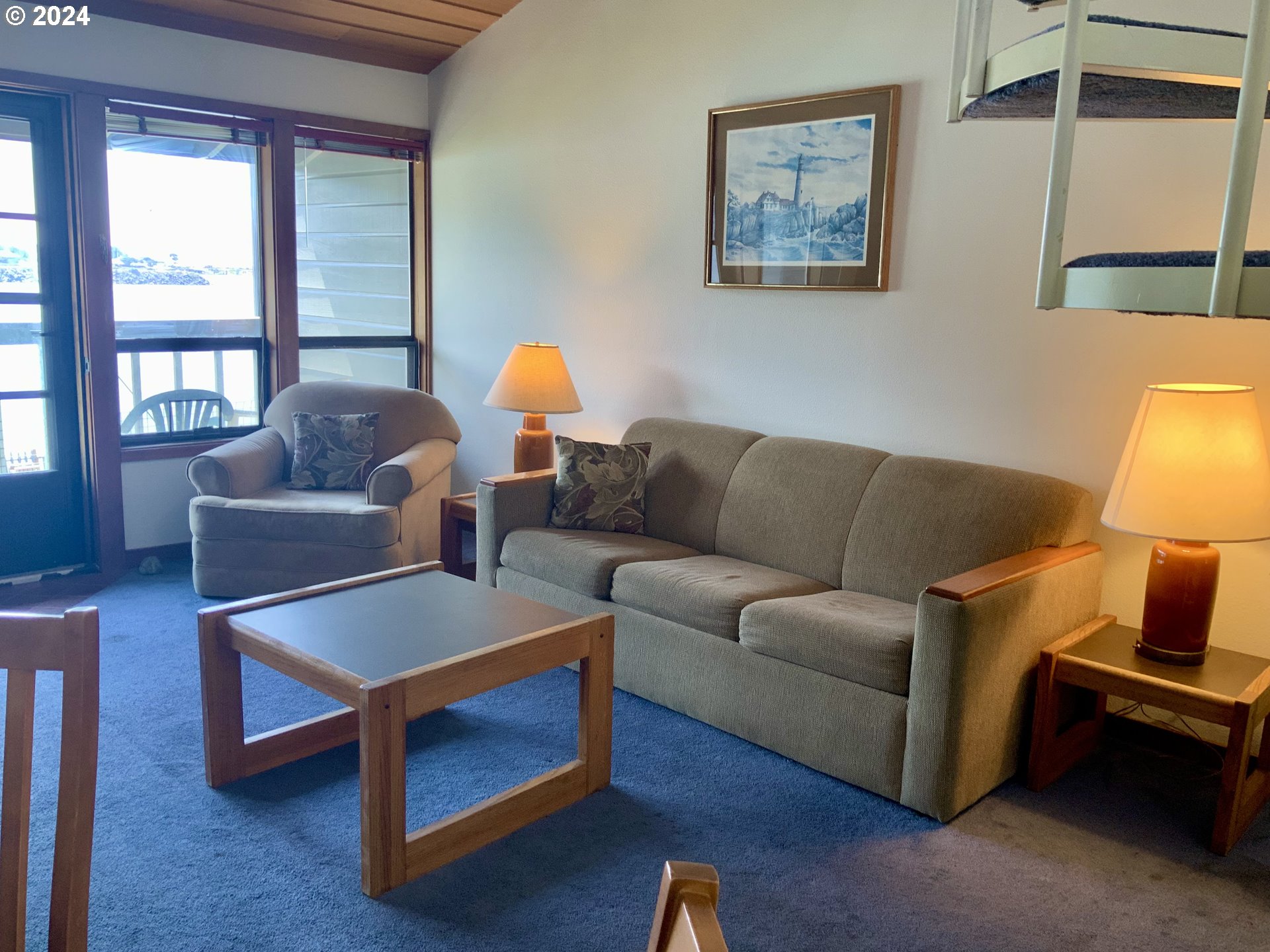94304 Wedderburn Loop, Unit 429 Gold Beach, OR 97444 - Photo 7 of 19 Living Room