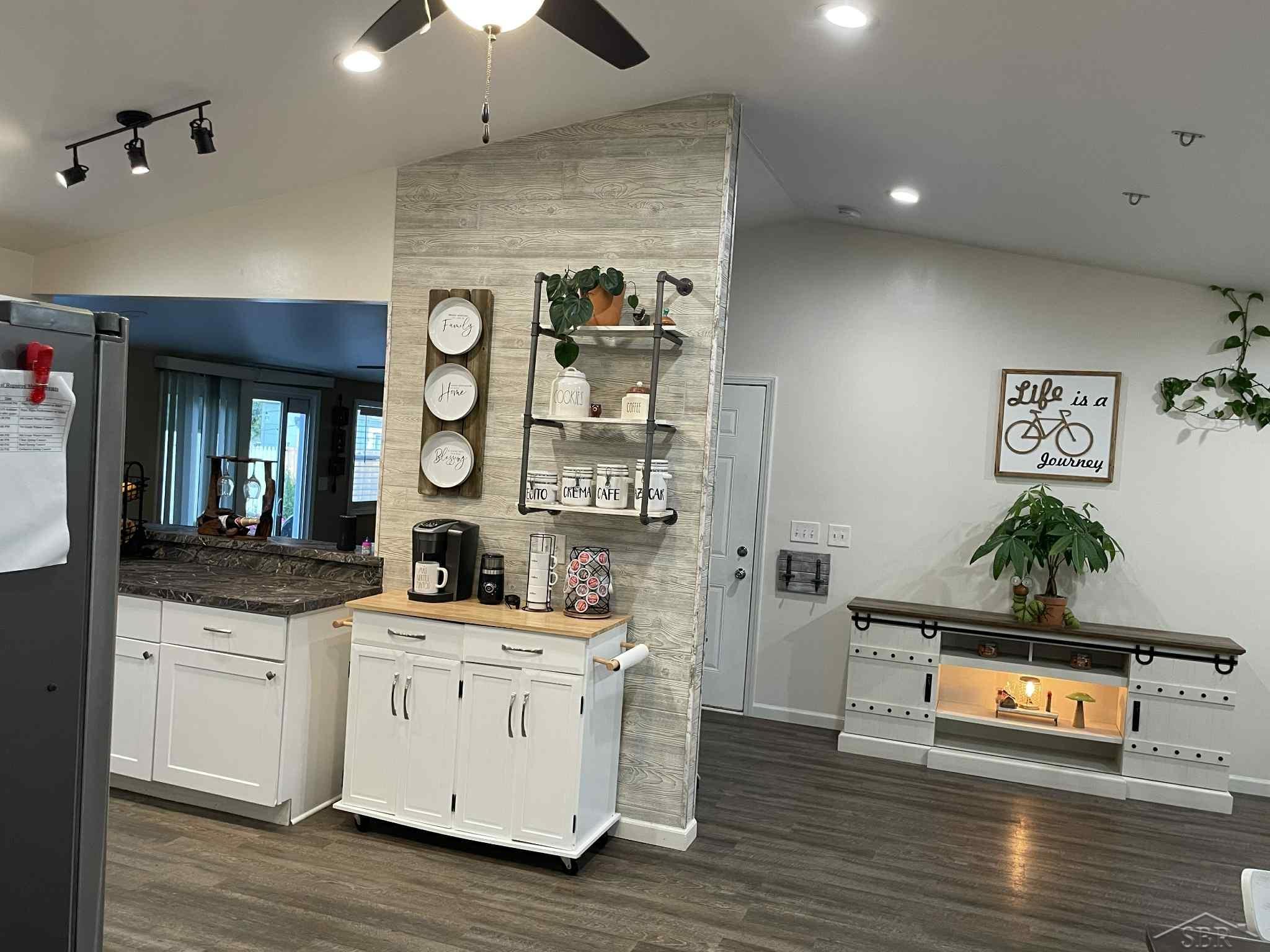 3407 Tatham Road Bridgeport, MI 48601 - Photo 4 of 38