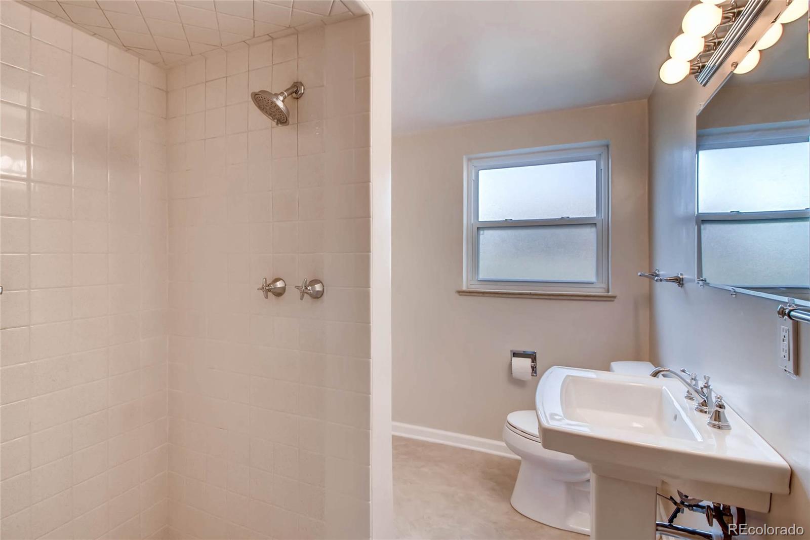 4040 Otis Street Wheat Ridge, CO 80033 - Photo 23 of 27 Gallery Image 23