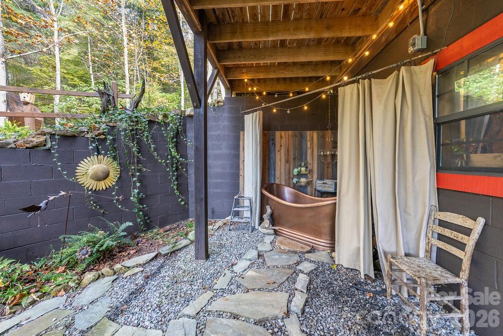 111 Elkhound Road Waynesville, NC 28785 - Photo 4 of 47 Gallery Image 4
