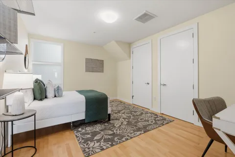$1,900,000 | 1000 Park Place, Unit H, San Mateo, CA 94403