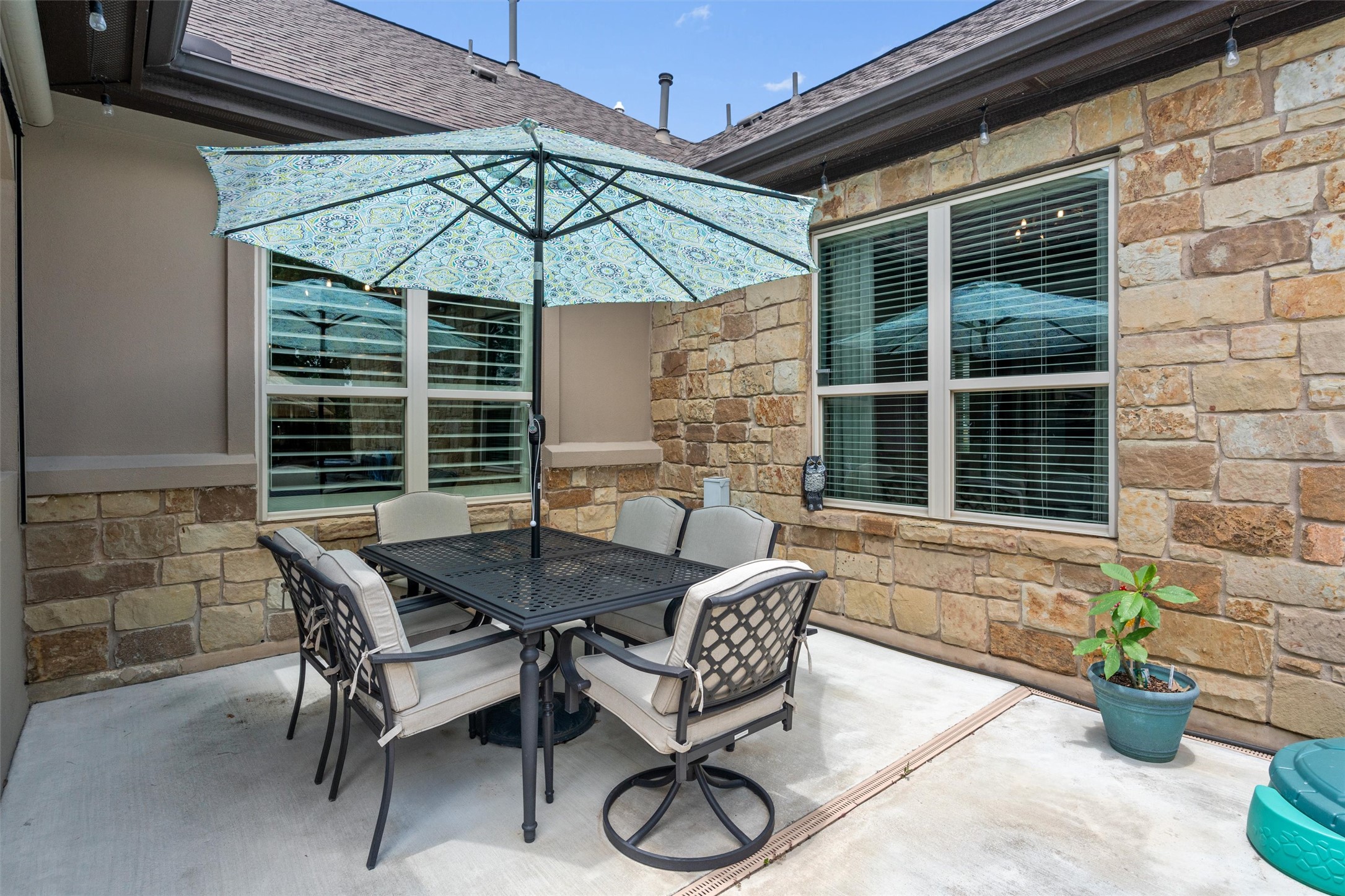 104 Adobe Cove Georgetown, TX 78633 - Photo 29 of 39 View of patio / terrace with outdoor dining area