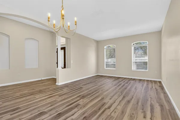 $575,000 | 6002 Martinglade Place, Lithia, FL 33547