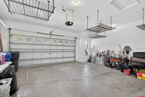 $575,000 | 6002 Martinglade Place, Lithia, FL 33547