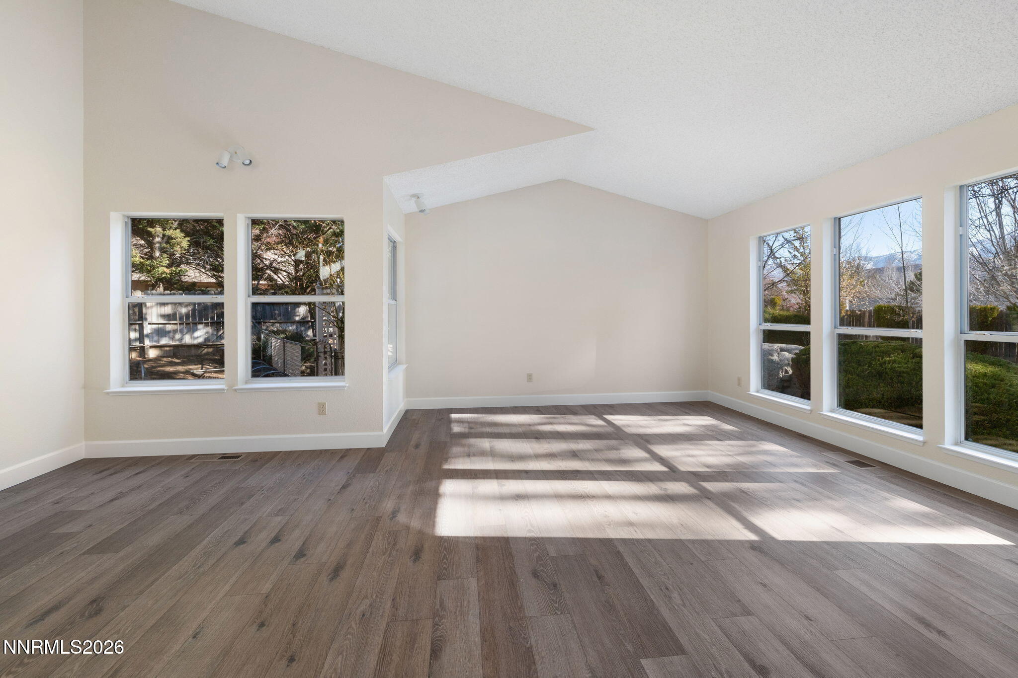 535 Cliff View Drive Reno, NV 89523 - Photo 10 of 64 11-web-or-mls-535 Cliffview -3