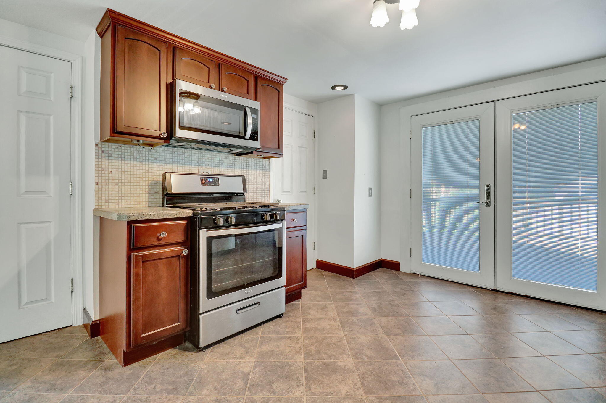 544 Oak Street Covington, KY 41016 - Photo 16 of 41 25-web-or-mls-IMG_1734