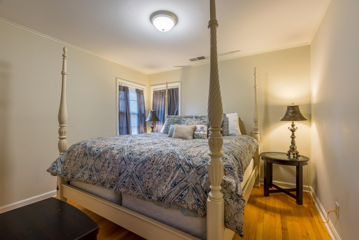 4500 Helene Road Memphis, TN 38117 - Photo 17 of 25 a bed room with a bed window and a chair