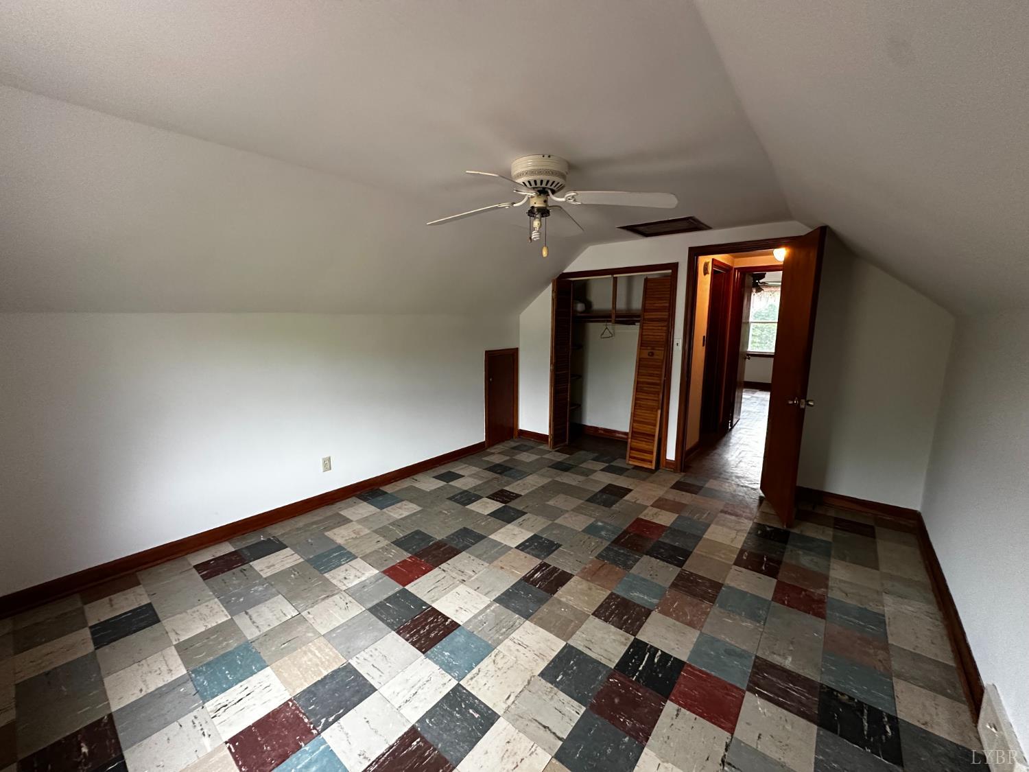 269 Thomas Road Madison Heights, VA 24572 - Photo 21 of 34