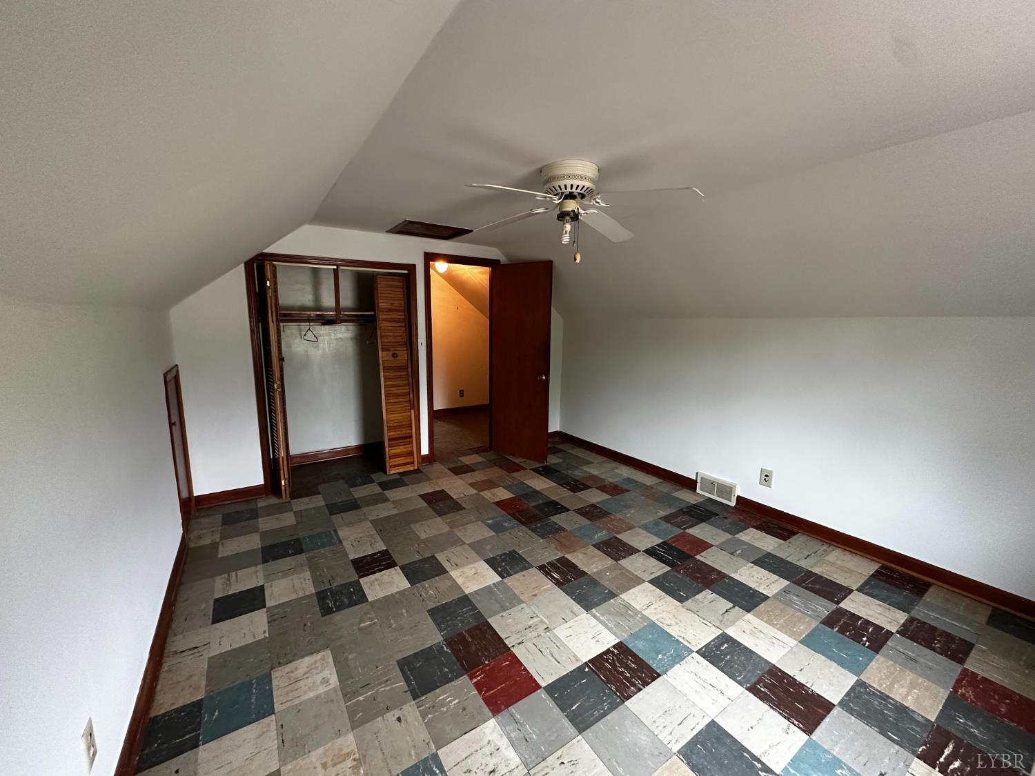 269 Thomas Road Madison Heights, VA 24572 - Photo 22 of 34