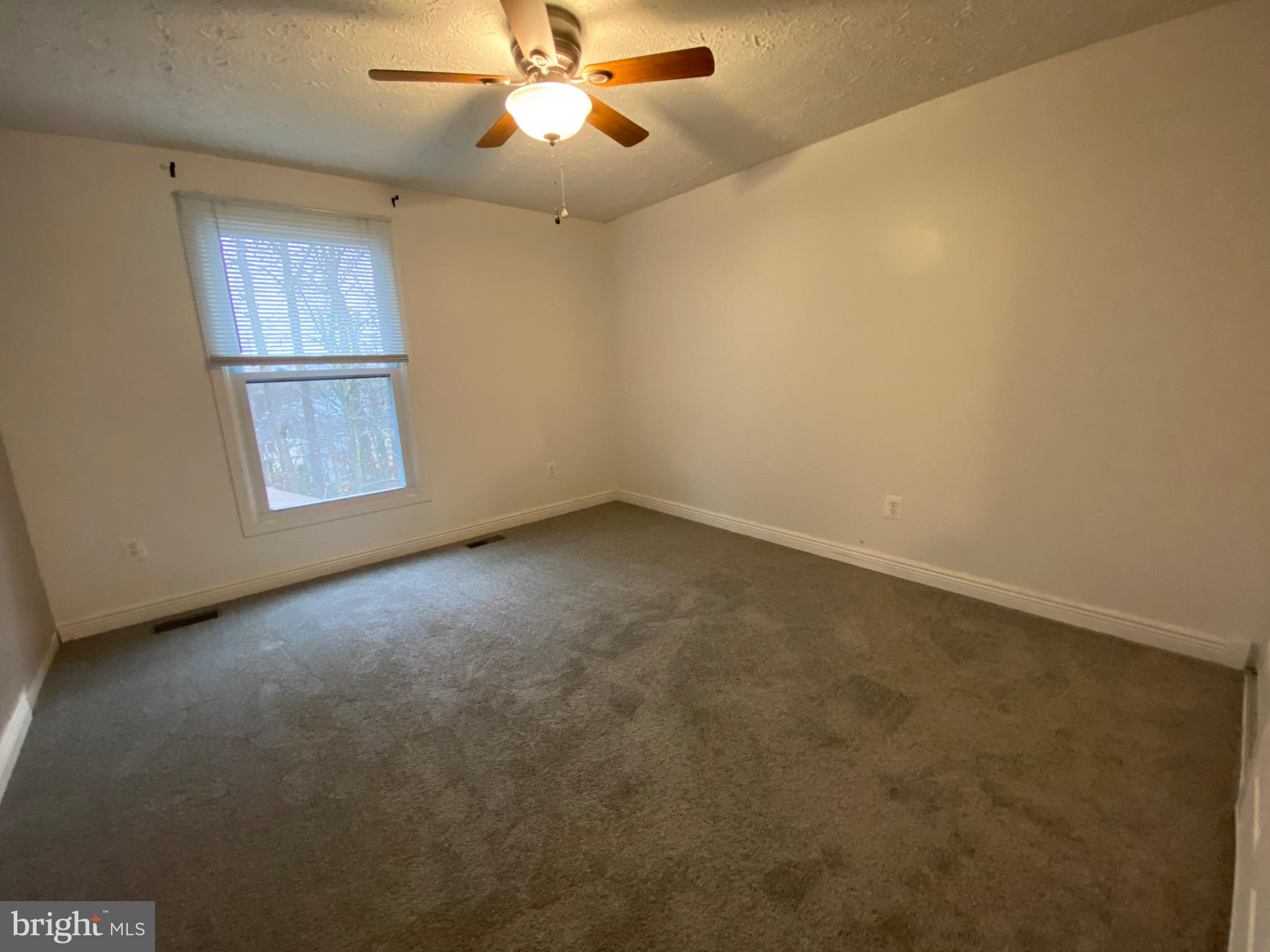 7621 Fallswood Way Lorton, VA 22079 - Photo 17 of 24