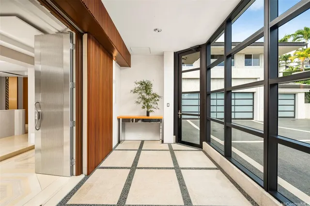 a view of en suite bathroom with a large window