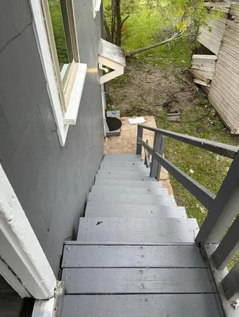 $800 | 702 Rosedale Street, Unit B, La Marque, TX 77568