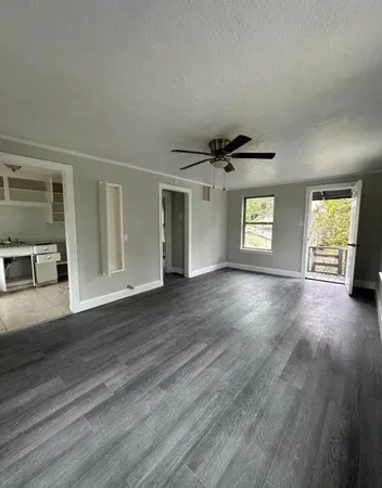 $800 | 702 Rosedale Street, Unit B, La Marque, TX 77568