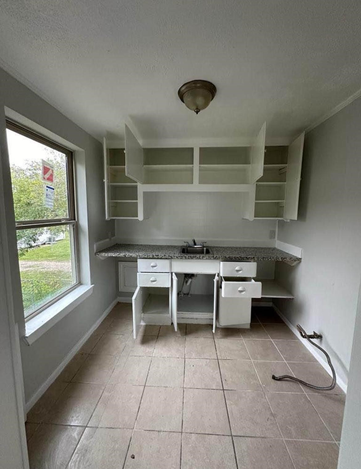 702 Rosedale Street, Unit B La Marque, TX 77568 - Photo 7 of 10