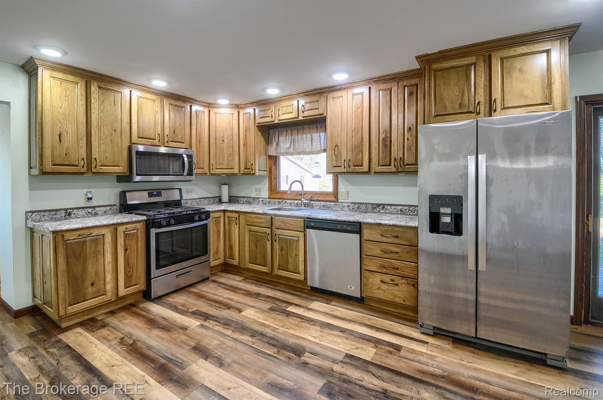 6675 Mower Road Saginaw, MI 48601 - Photo 5 of 45 Gallery Image 5