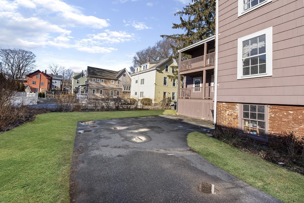 27 Elm Street Marblehead, MA 01945 - Photo 15 of 25