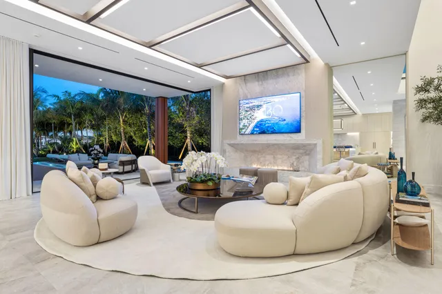 $47,500,000 | 2415 Casas De Marbella, Palm Beach Gardens, FL 33410