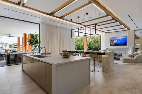 $47,500,000 | 2415 Casas De Marbella, Palm Beach Gardens, FL 33410