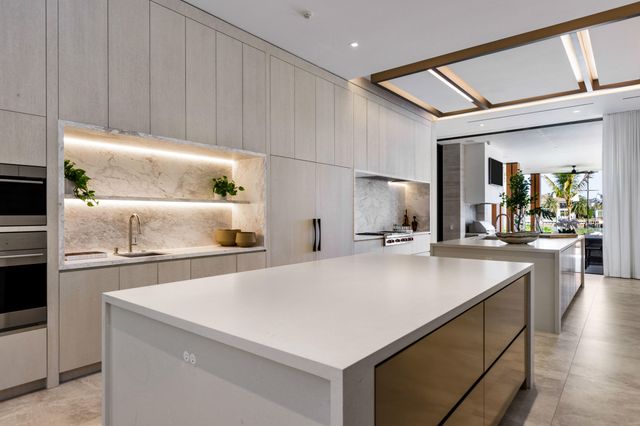 $47,500,000 | 2415 Casas De Marbella, Palm Beach Gardens, FL 33410