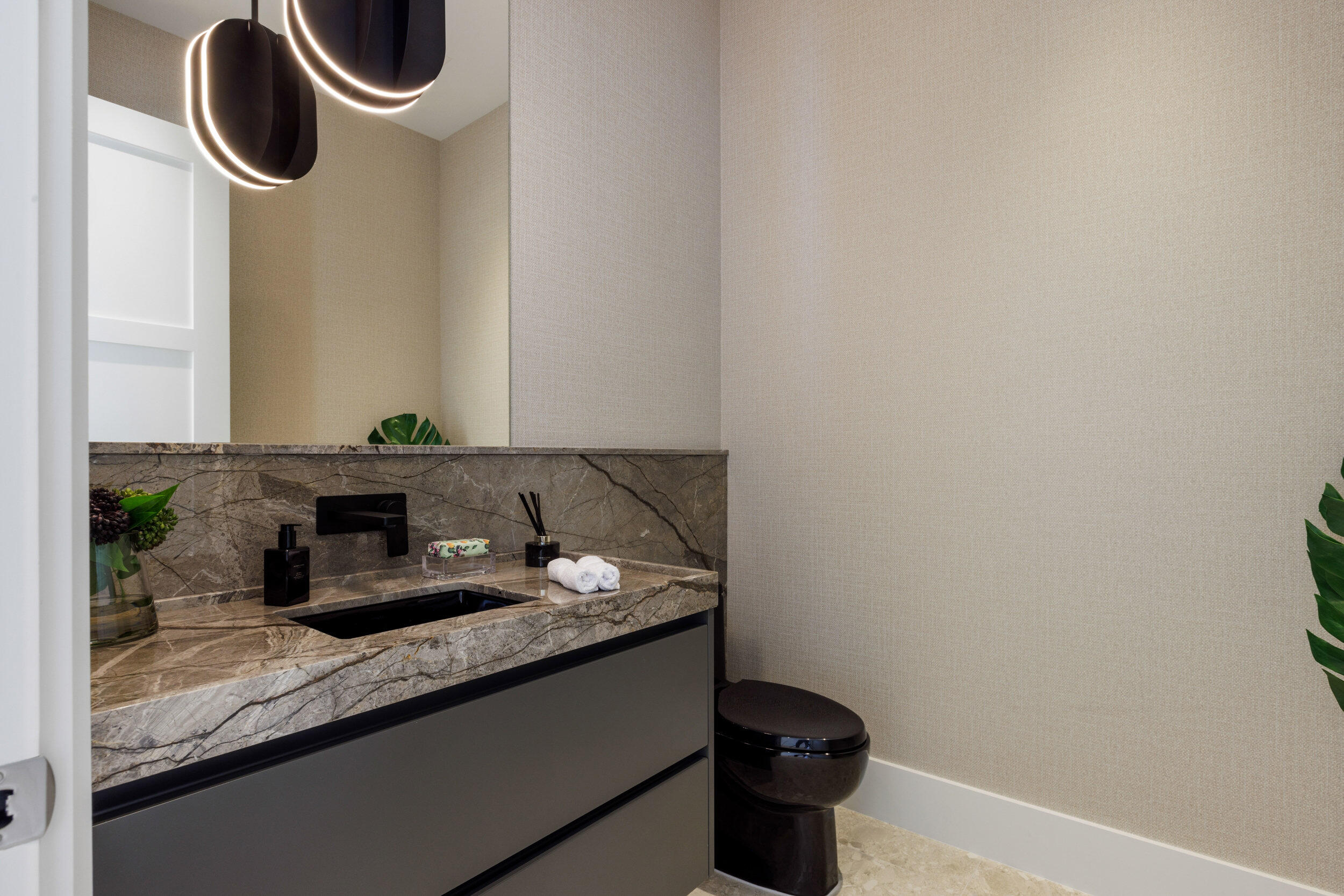 2415 Casas De Marbella Palm Beach Gardens, FL 33410 - Photo 56 of 128 59_et6a7053_1