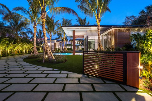 $47,500,000 | 2415 Casas De Marbella, Palm Beach Gardens, FL 33410