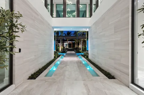 $47,500,000 | 2415 Casas De Marbella, Palm Beach Gardens, FL 33410