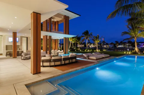 $47,500,000 | 2415 Casas De Marbella, Palm Beach Gardens, FL 33410