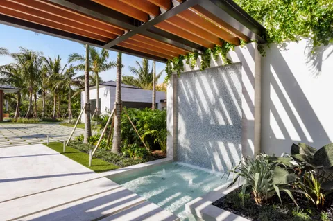 $47,500,000 | 2415 Casas De Marbella, Palm Beach Gardens, FL 33410