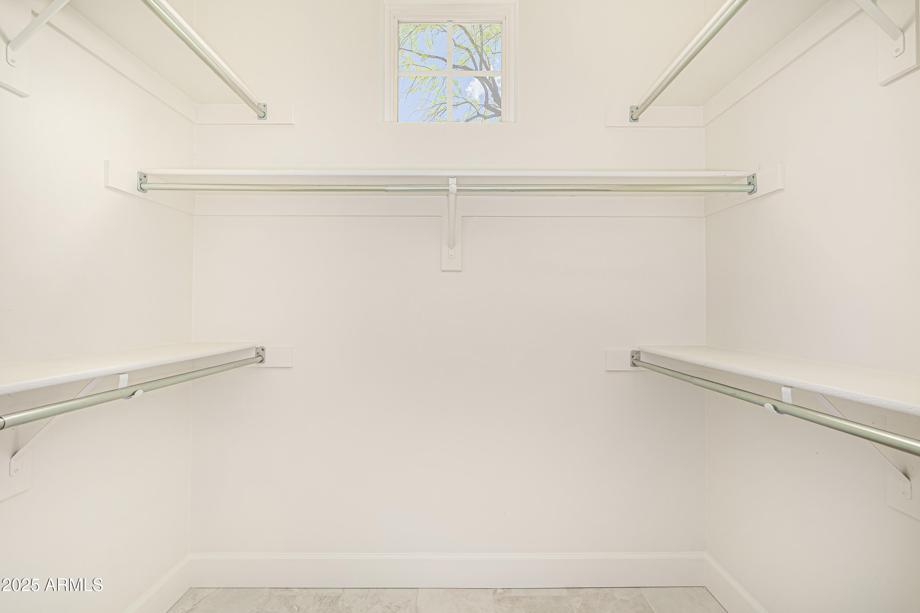 122 West Cottage Lane Tempe, AZ 85282 - Photo 26 of 43 a view of small space with racks on the wall