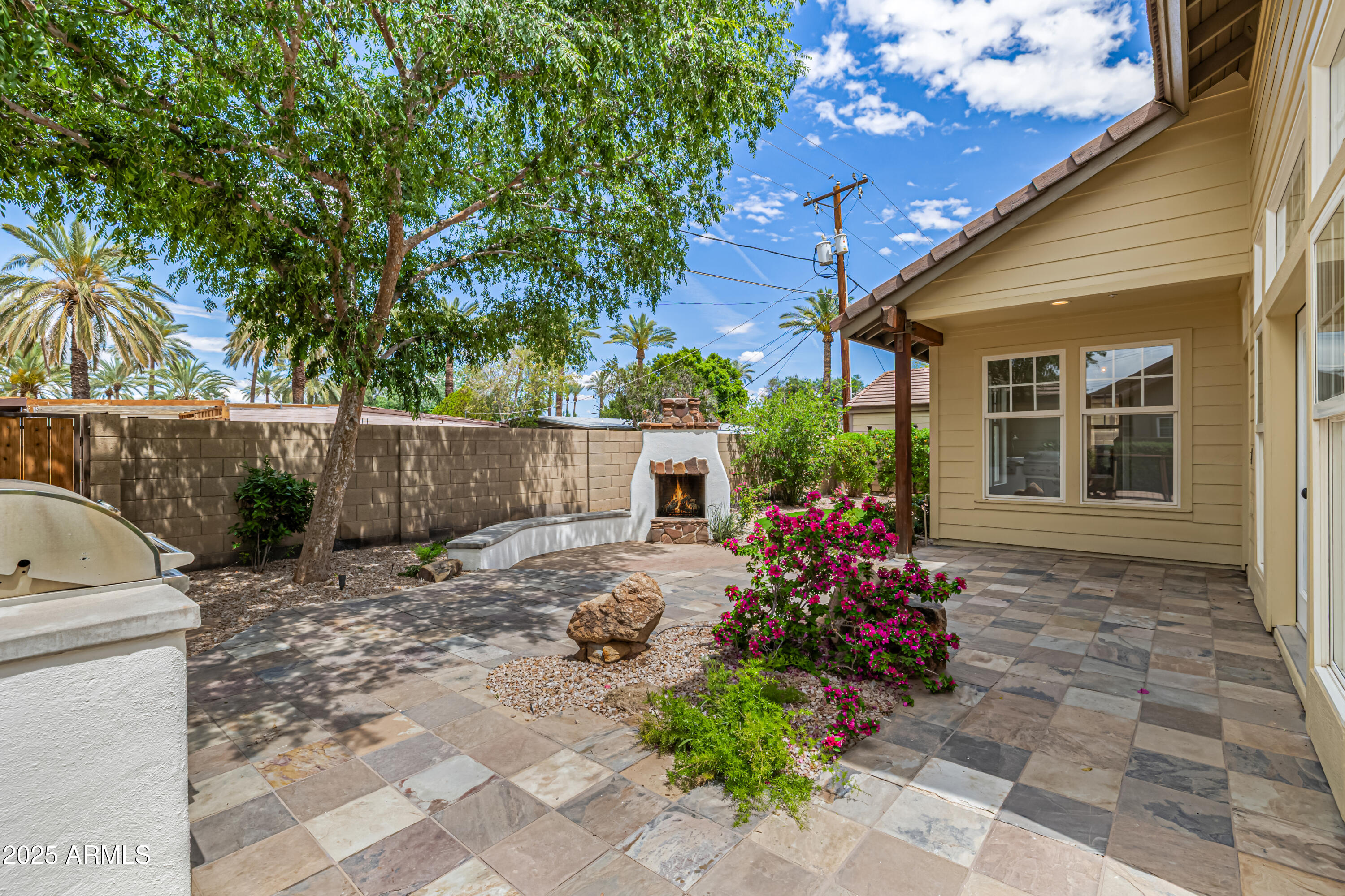 122 West Cottage Lane Tempe, AZ 85282 - Photo 38 of 43 a view of a backyard with a patio
