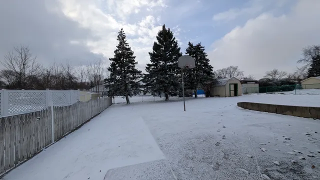 $3,500 | 1125 Charlene Lane, Schaumburg, IL 60193