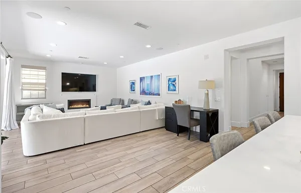 $7,950 | 30 Windwalker Way, Tustin, CA 92782