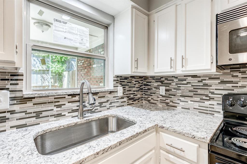 210 Rolston Road, Unit 8 Irving, TX 75060 - Photo 11 of 25