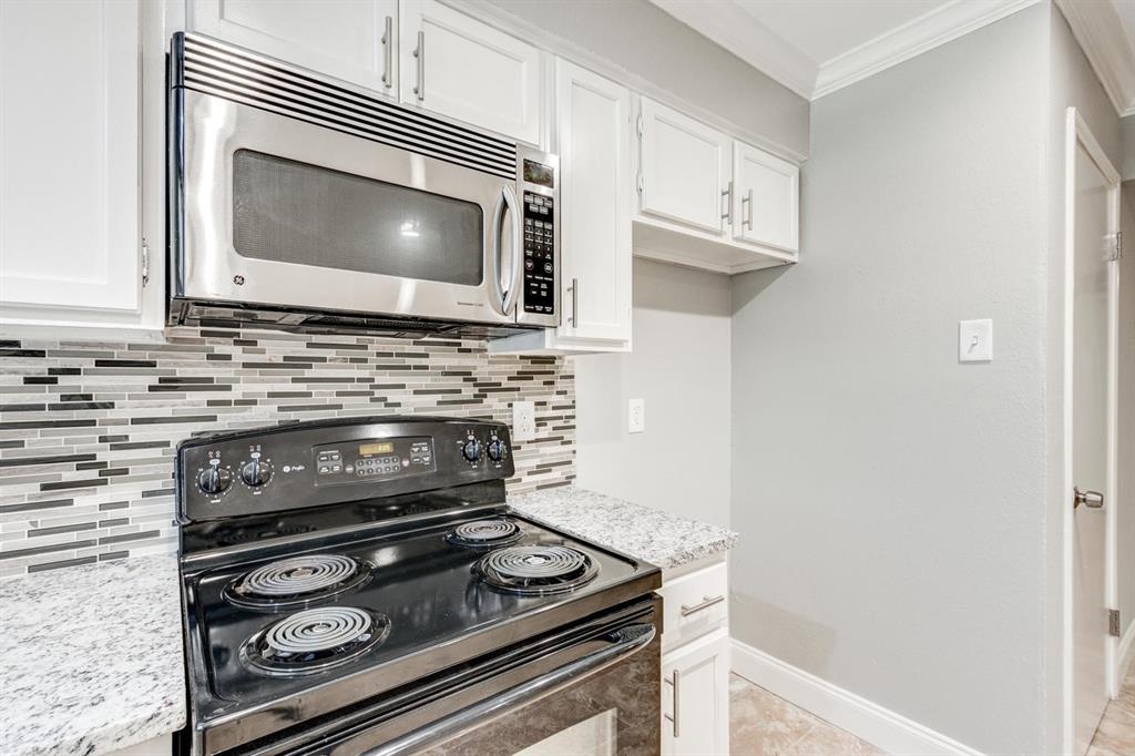 210 Rolston Road, Unit 8 Irving, TX 75060 - Photo 12 of 25