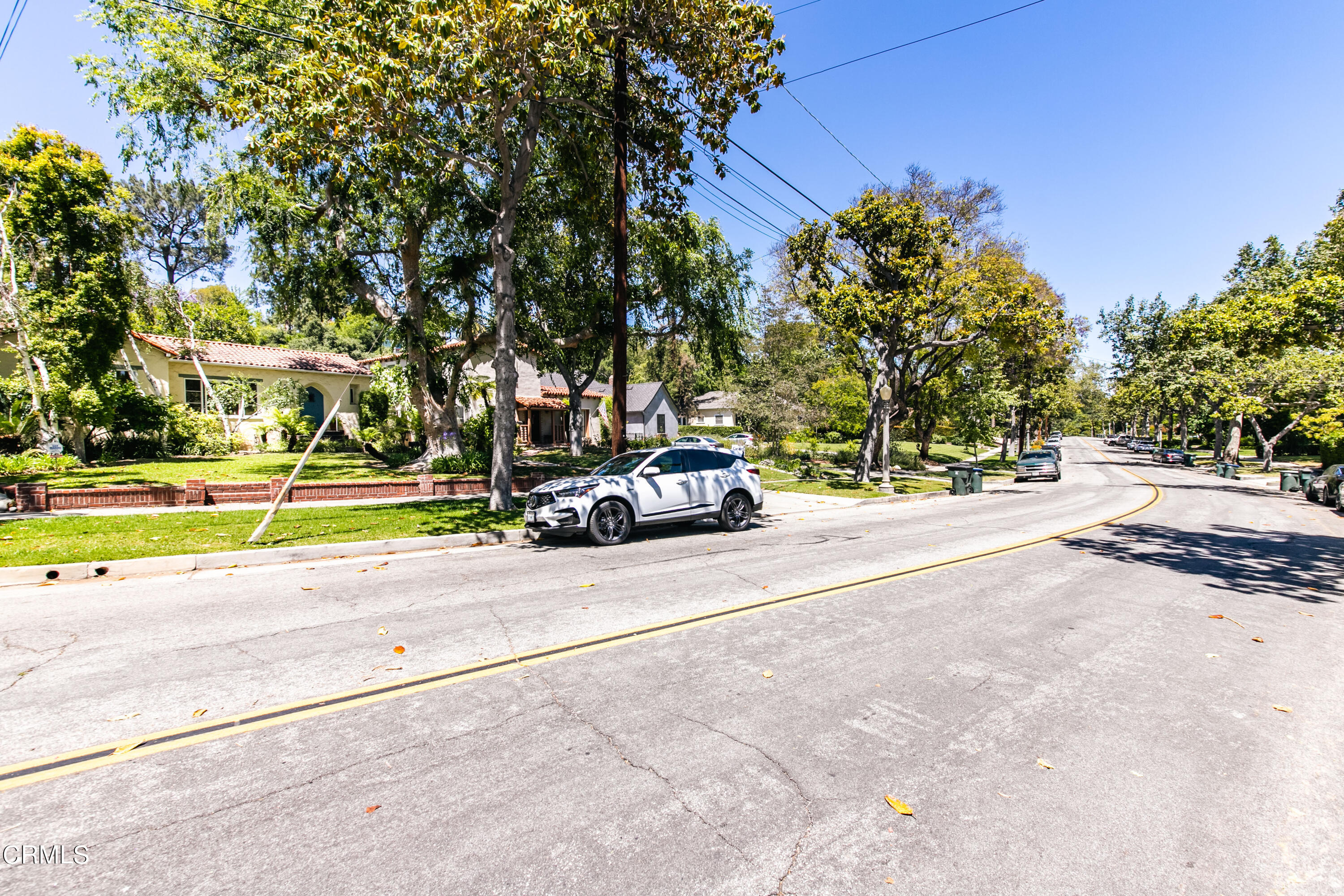 939 Old Mill Road Pasadena, CA 91108 - Photo 41 of 41 a view of a street with houses