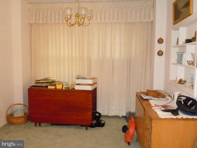 1910 Jamestown Road Alexandria, VA 22308 - Photo 4 of 22 Dining Room