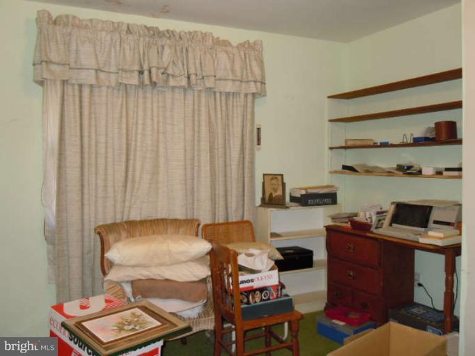 1910 Jamestown Road Alexandria, VA 22308 - Photo 9 of 22 Bedroom