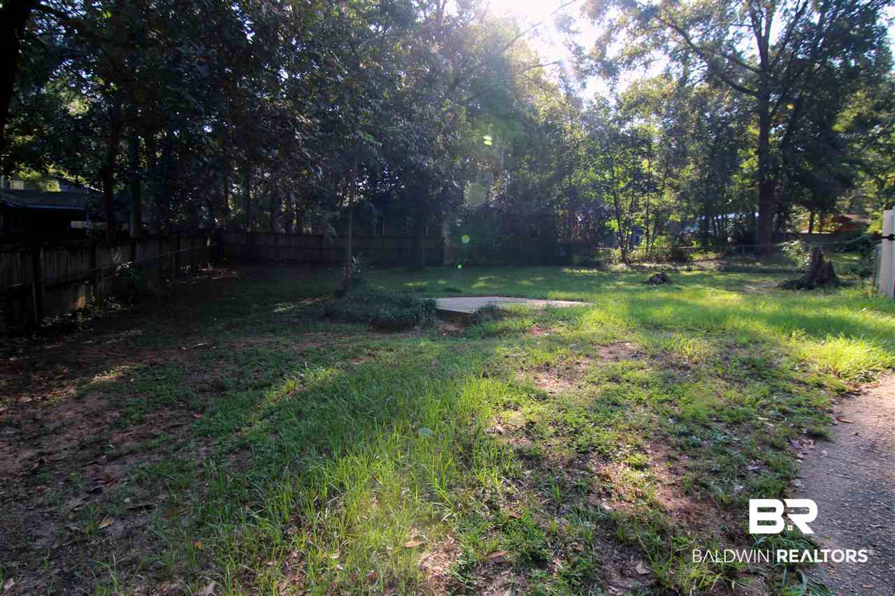 105 Hartness Circle Daphne, AL 36526 - Photo 2 of 13
