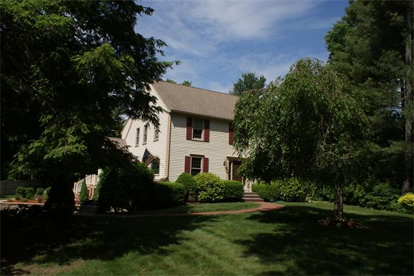 41 Cornet Stetson Road Hanover, MA 02339 - Photo 3 of 30 Gallery Image 3