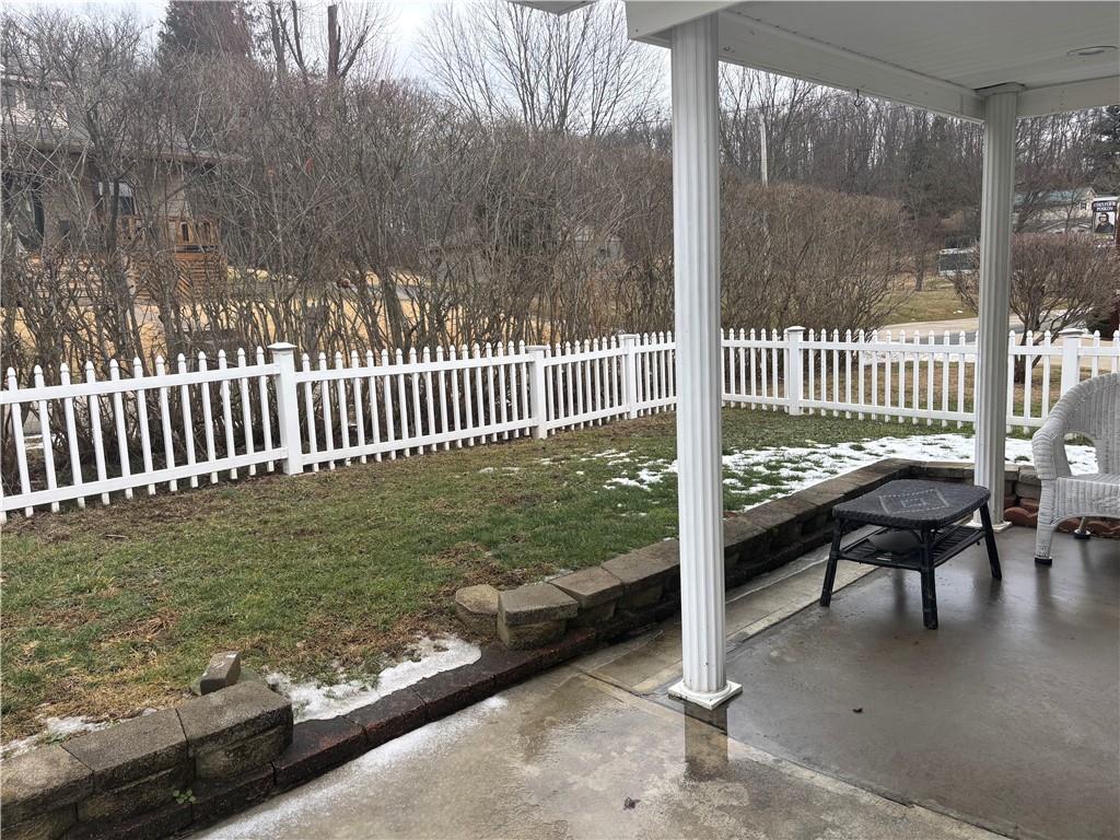 364 Messmore Road McClellandtown, PA 15458 - Photo 3 of 27