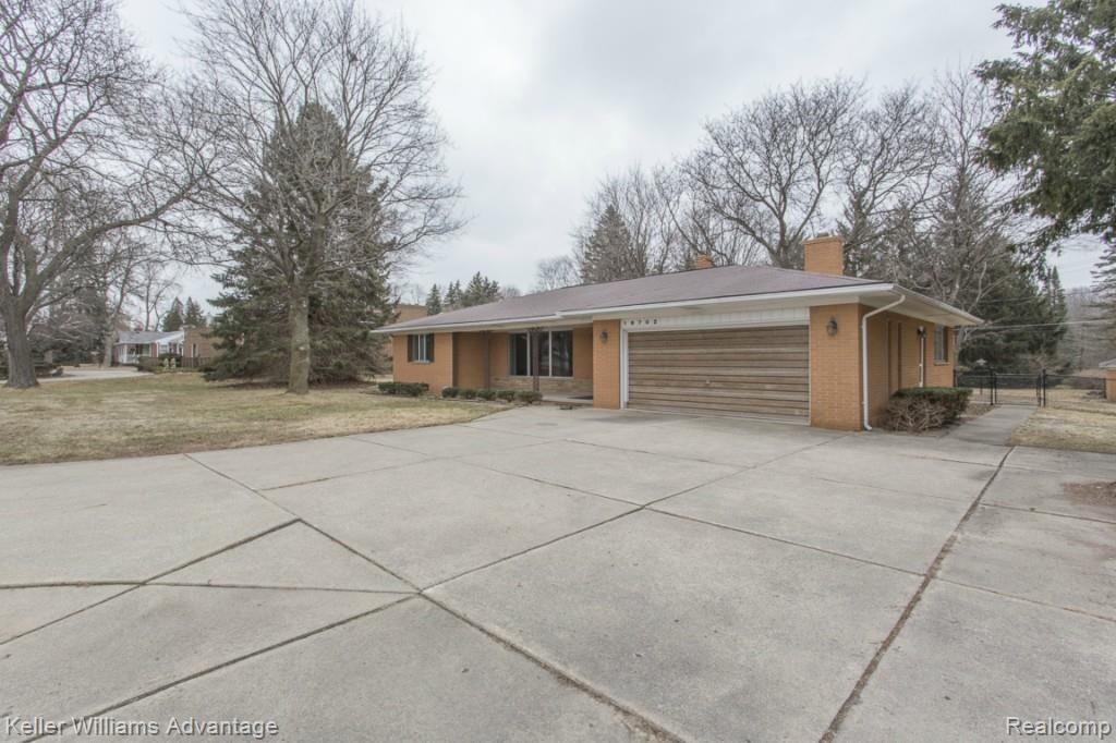 16702 Farmington Road Livonia, MI 48154 - Photo 30 of 32 2-Farmington_16702.jpg