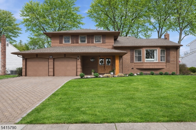 23 Smithfield Drive Springfield, NJ 07081 - Photo 1 of 31