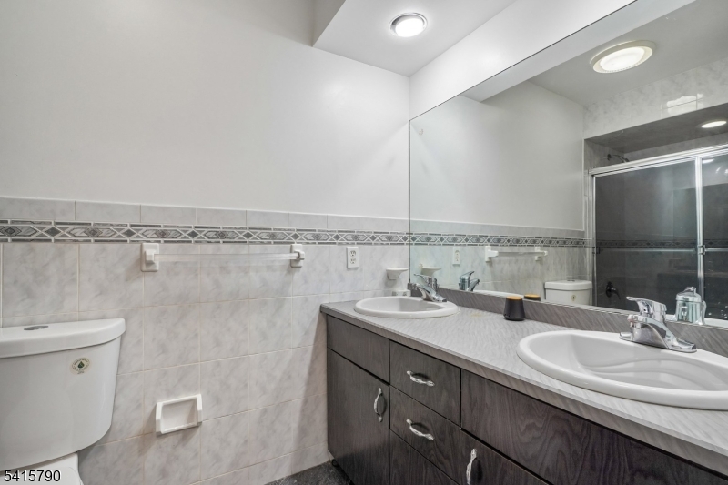 23 Smithfield Drive Springfield, NJ 07081 - Photo 27 of 31