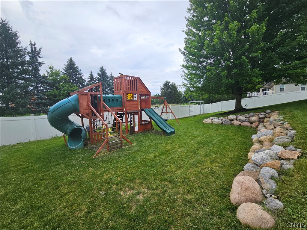 4561 Reliant Road Onondaga, NY 13078 - Photo 11 of 43